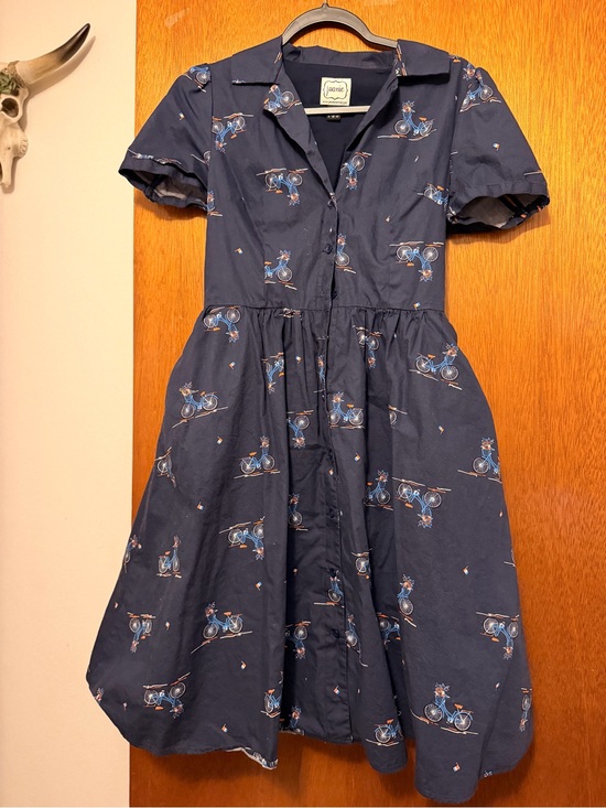 Joanie Dresses & Skirts - Joanie Cotten button dress with bike patterns
